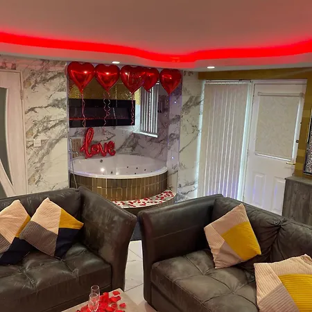 Apartment Luxury Jacuzzi *