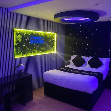 Luxury Jacuzzi Apartment