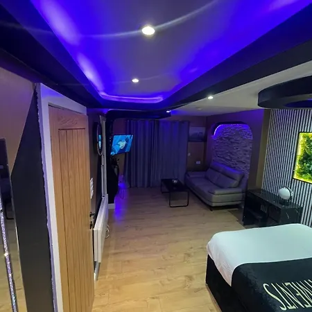 Luxury Jacuzzi Apartment Bradford (West Yorkshire)